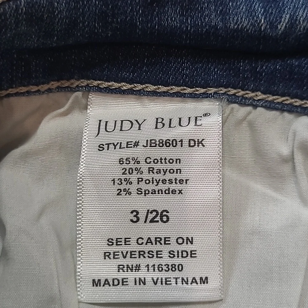 Judy Blue Jeans Women's sz 3/26 Straight Fit Mid Rise Denim Jeans